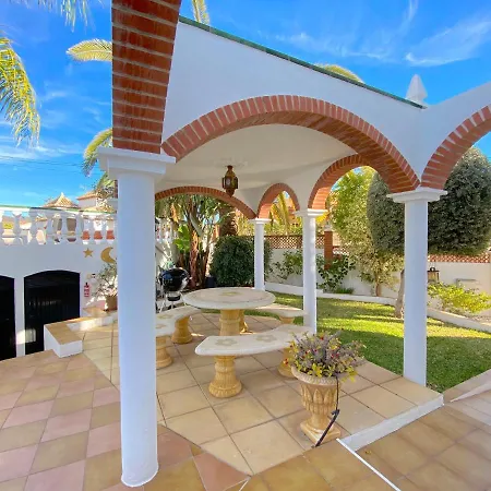 Sandra Luxury