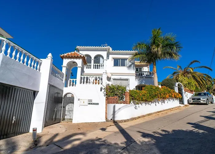 Апартаменти Sandra Luxury *